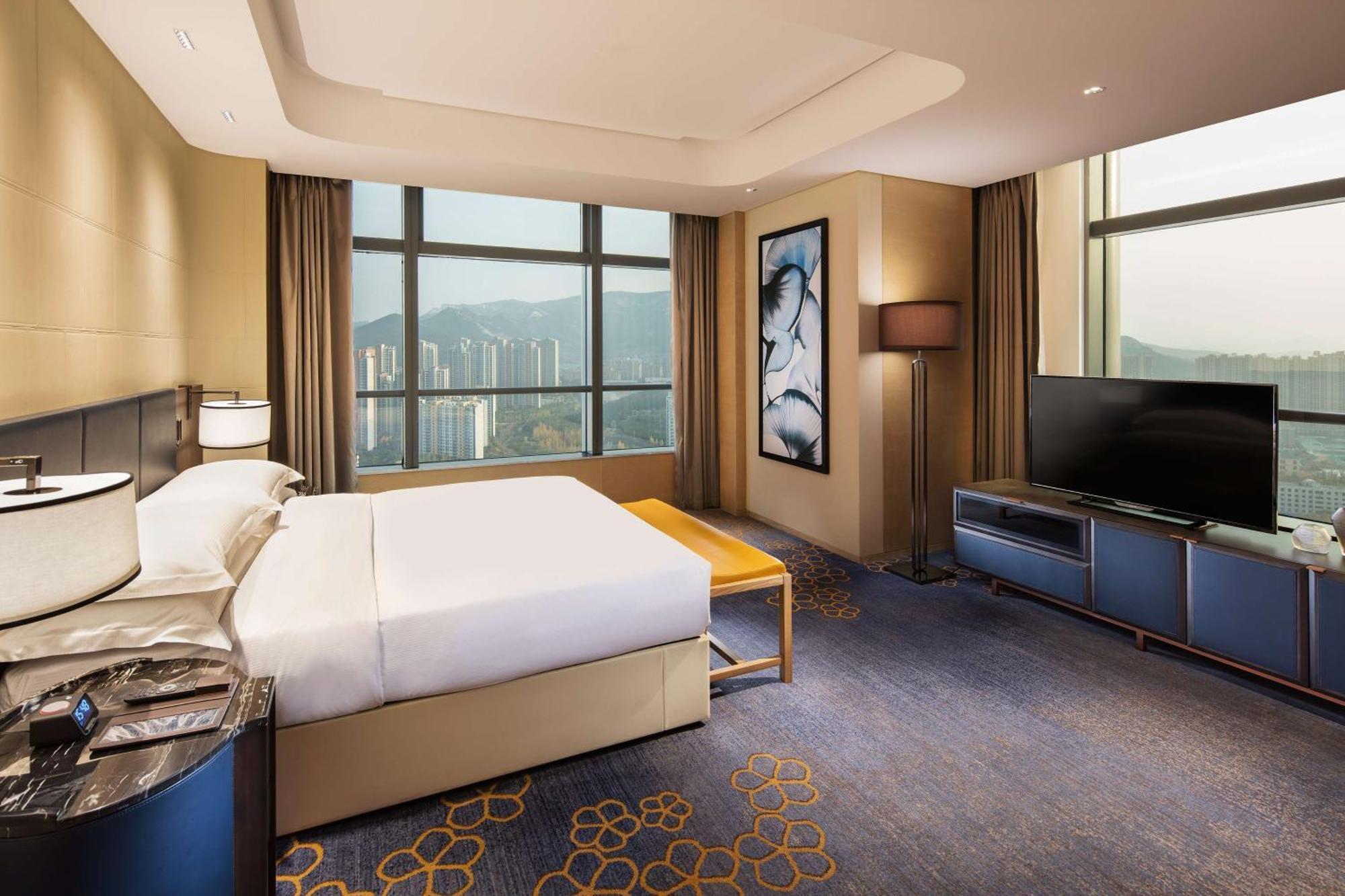 Hilton Jinan South Hotel & Residences Exterior foto